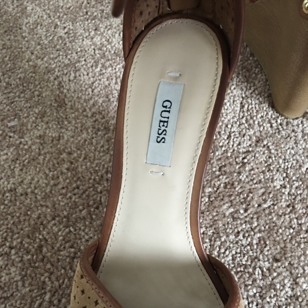 Guess tan wedge sandal